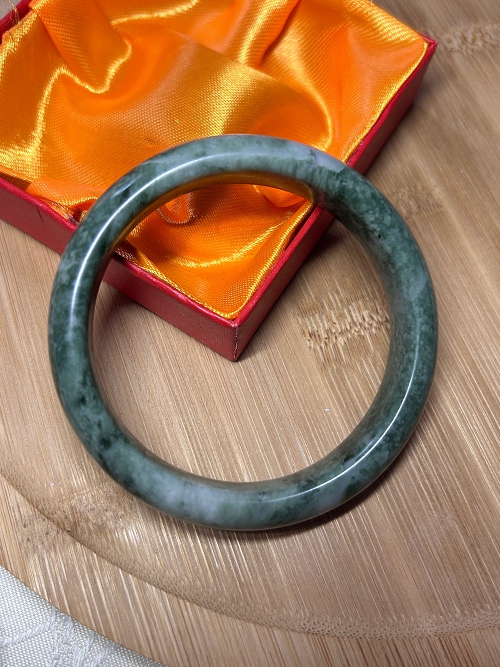 Green  natural Jade Bangle Bracelet